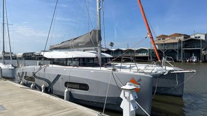 38' Excess 2021 Yacht For Sale